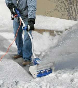 Электрический снегоуборщик лопата